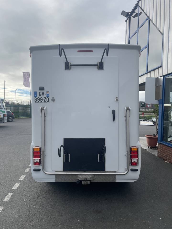 Furgoneta para caballos Barbot Ducato 2024 De segunda mano