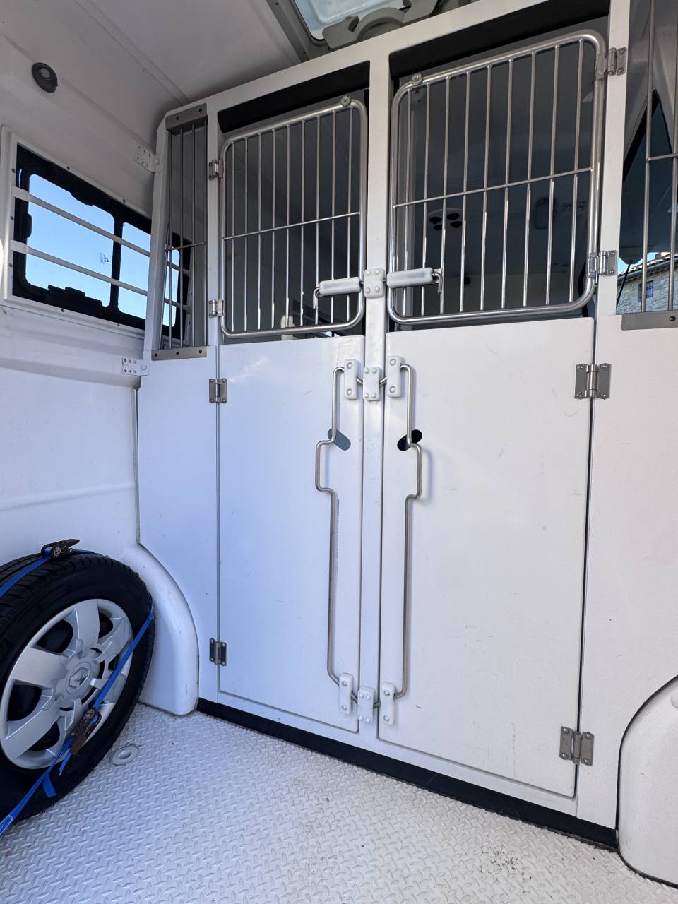 Furgoneta para caballos Barbot XLS HARAS 2020 De segunda mano