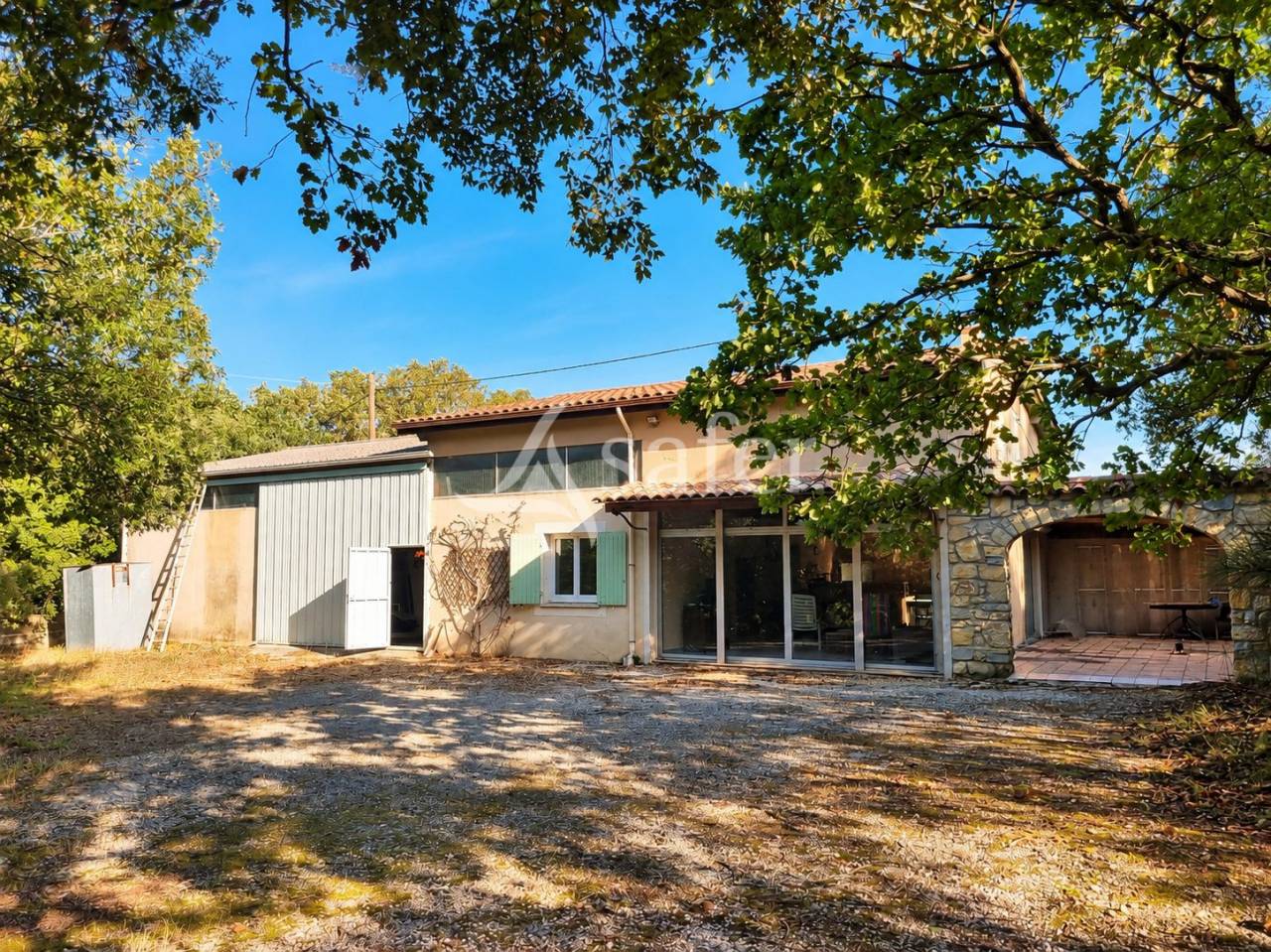 Explotaci&oacute;n agr&iacute;cola En venta Gard
