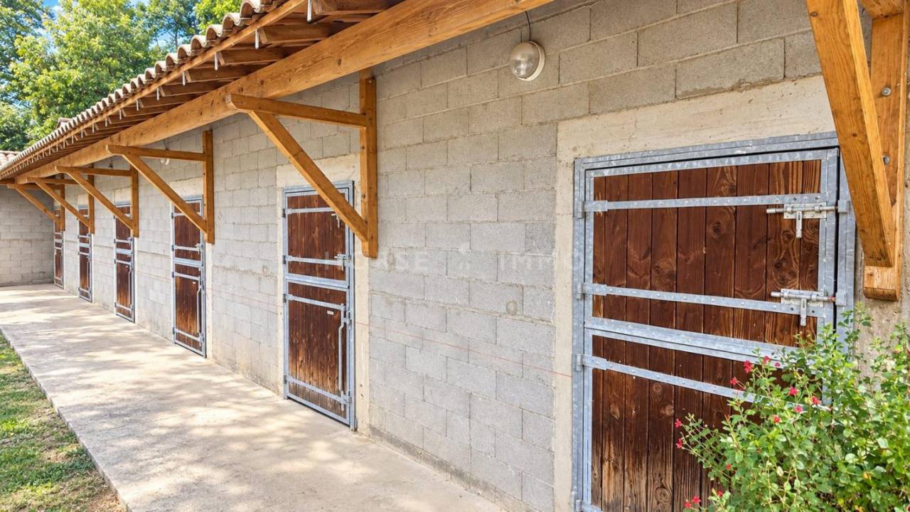 Propiedad ecuestre En venta Vaucluse