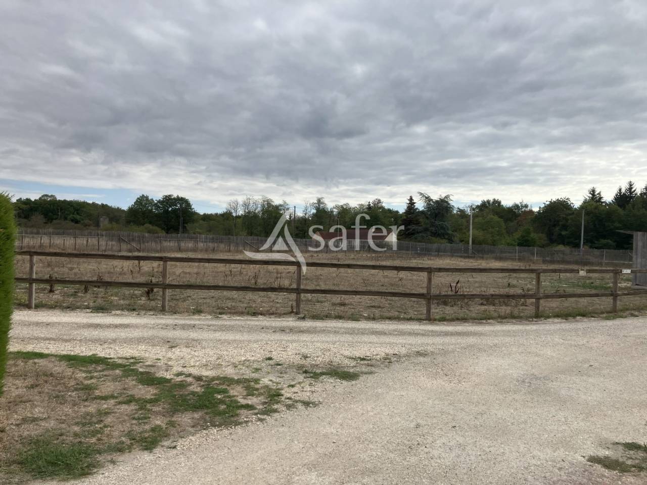 Explotaci&oacute;n agr&iacute;cola En venta Loiret