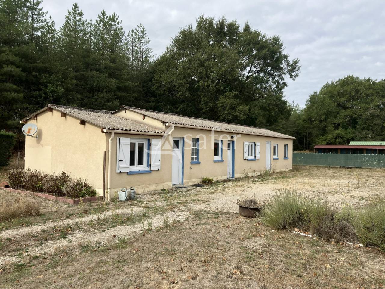 Explotaci&oacute;n agr&iacute;cola En venta Loiret