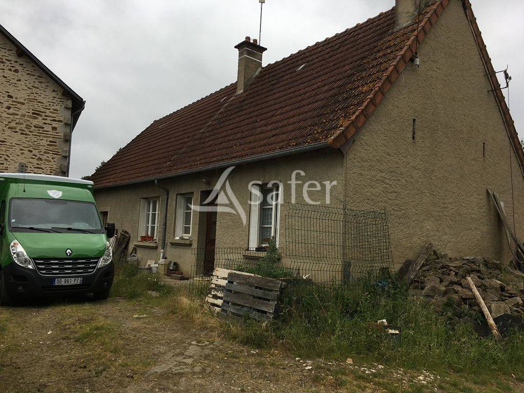 Explotaci&oacute;n agr&iacute;cola En venta Creuse