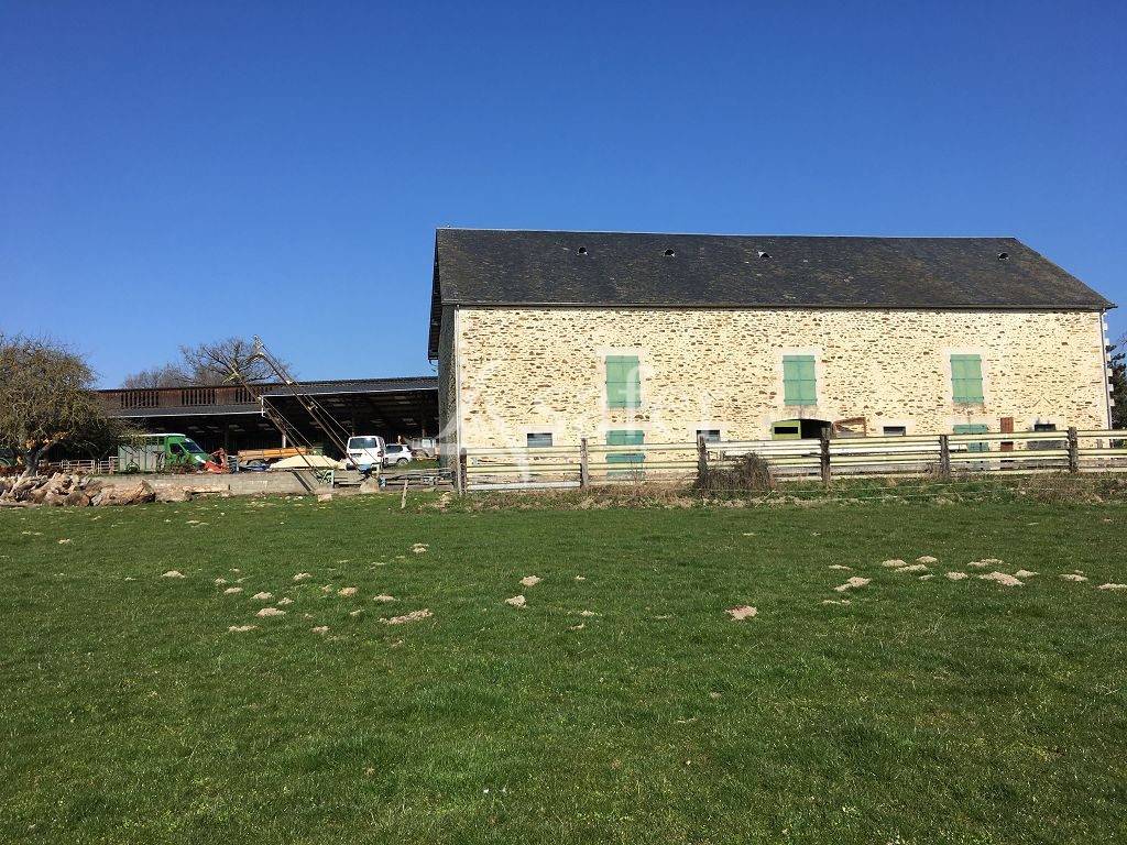 Explotaci&oacute;n agr&iacute;cola En venta Creuse