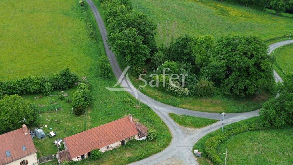 Explotaci&oacute;n agr&iacute;cola En venta Creuse