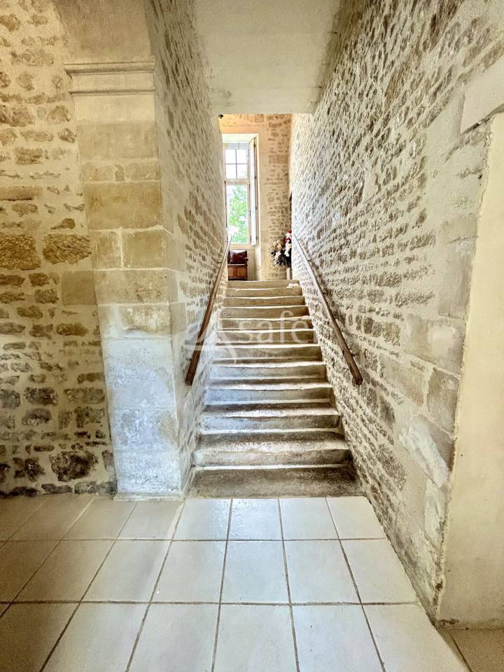 Propiedad ecuestre En venta Vend&eacute;e