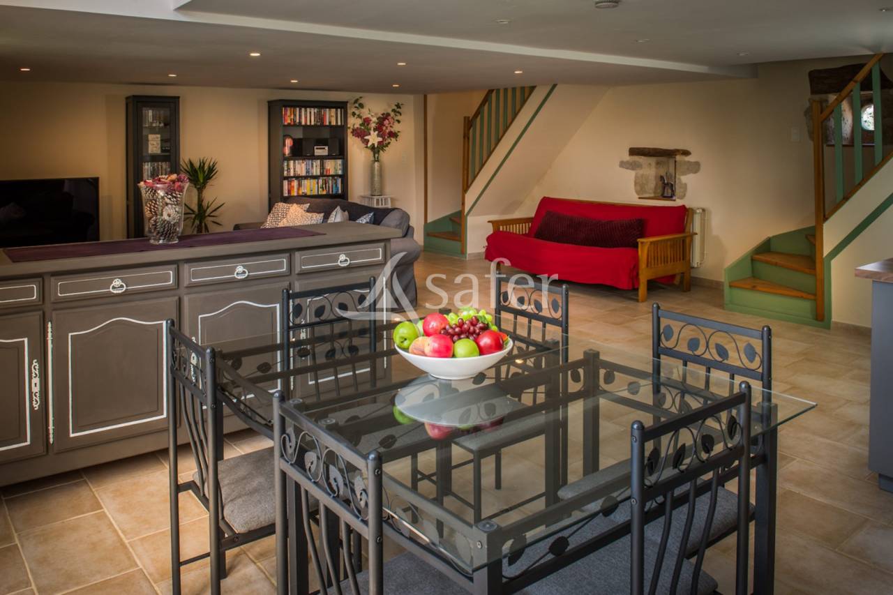 Propiedad ecuestre En venta Vend&eacute;e