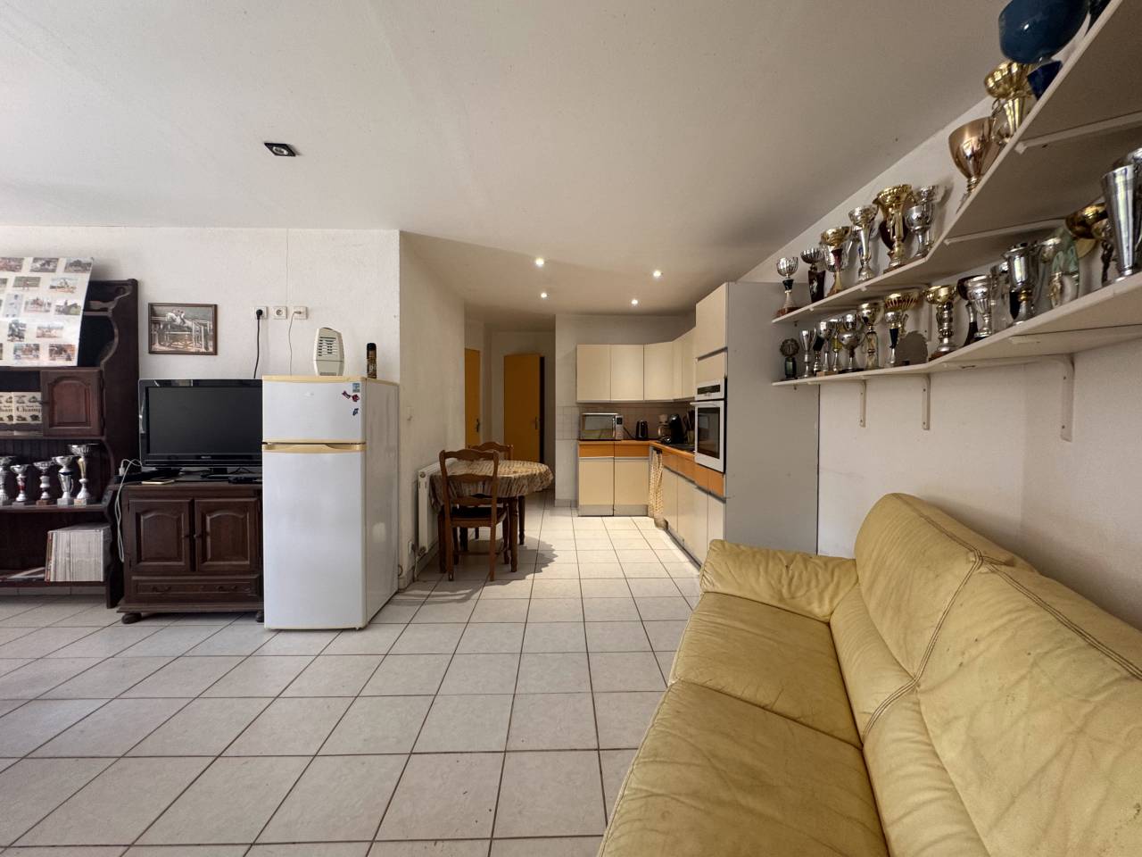 Cuadra de propietarios En venta Loira