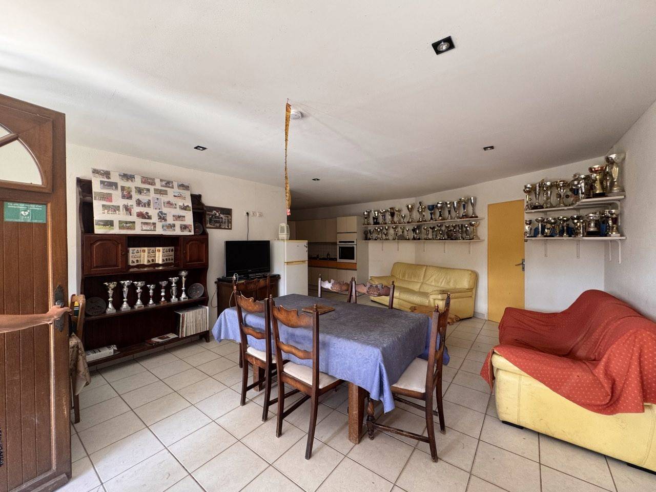 Cuadra de propietarios En venta Loira