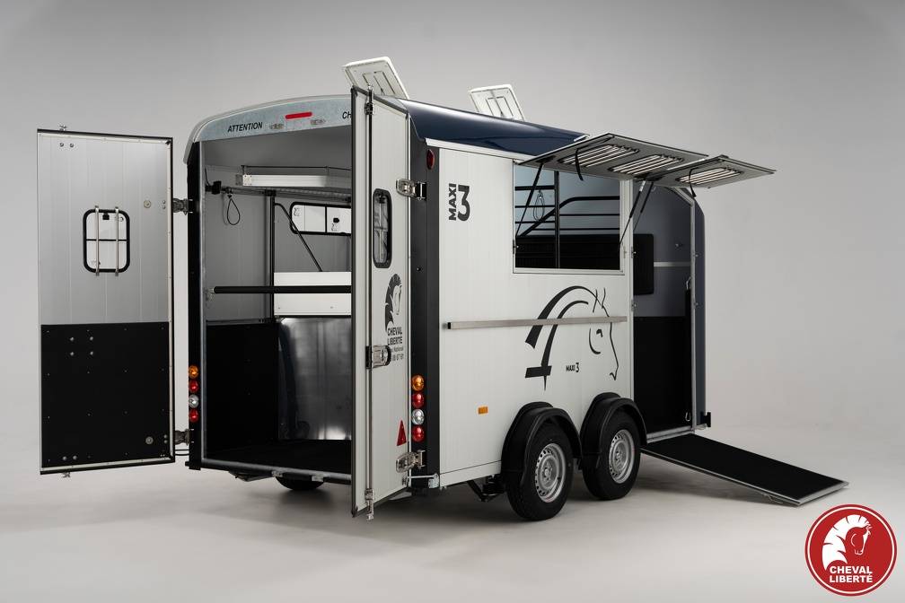 Van caballos Cheval Liberté MINIMAX  3 Caballos 2025 Nuevo