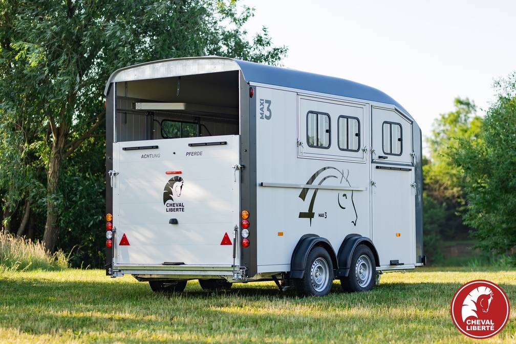 Van caballos Cheval Liberté MINIMAX 3 Caballos 2025 Nuevo