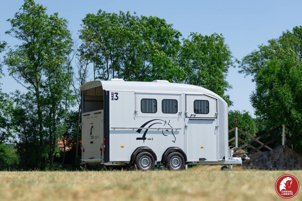 Van caballos Cheval Liberté MINIMAX  3 Caballos 2025 Nuevo