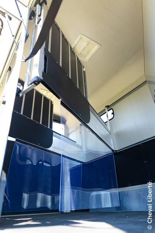 Van caballos Cheval Liberté MINIMAX 3 Caballos 2025 Nuevo