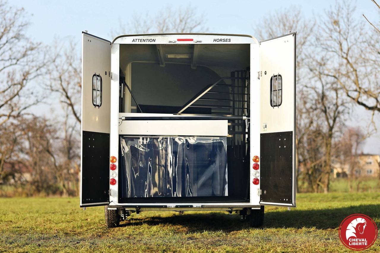 Van caballos Cheval Liberté MAXI 3 3 Caballos 2024 Nuevo