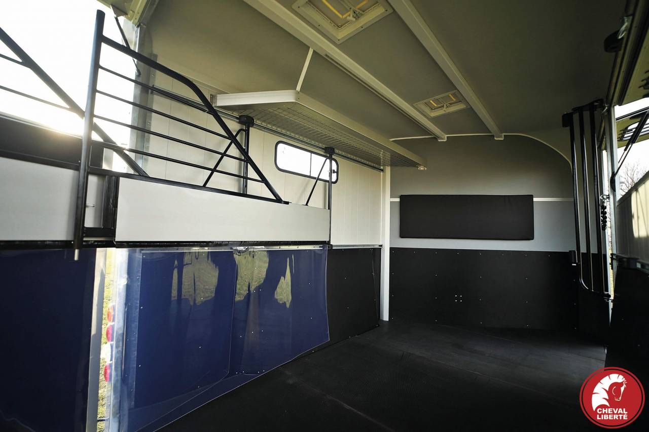 Van caballos Cheval Liberté MAXI 3 3 Caballos 2024 Nuevo