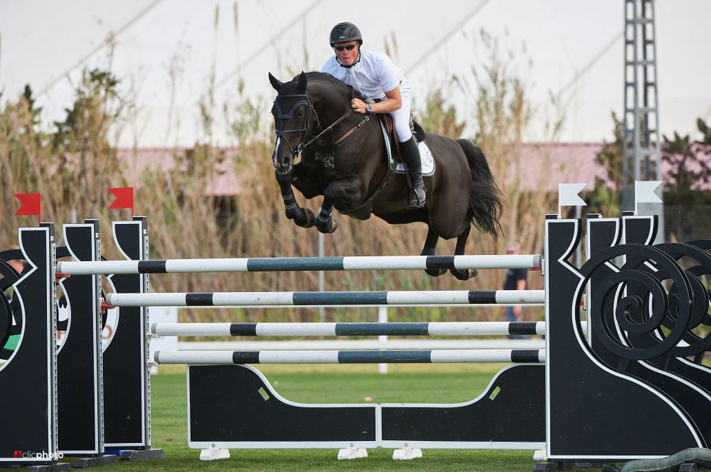 Ukato - Hannoveriano 2001 por STAKKATO