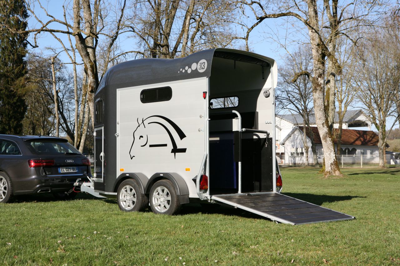 Van caballos Cheval Liberté GOLD 3 2 Caballos 2025 Nuevo