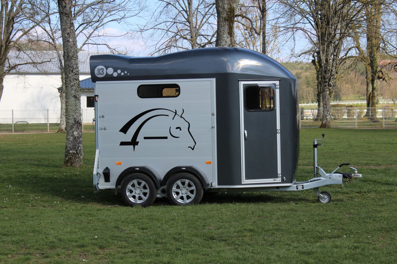 Van caballos Cheval Liberté GOLD 3 2 Caballos 2025 Nuevo