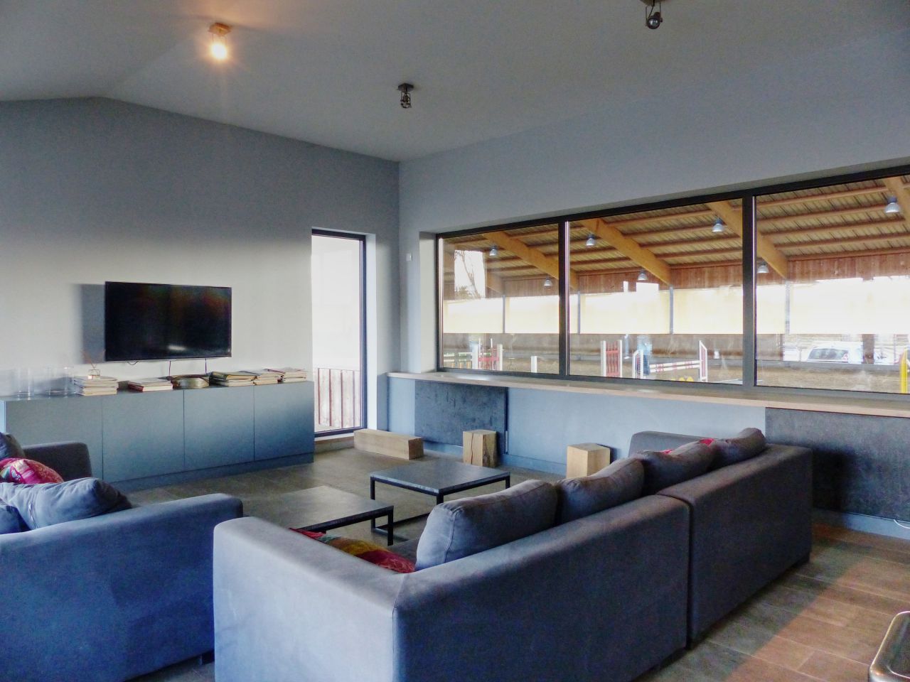 Cuadra de propietarios En venta Yvelines