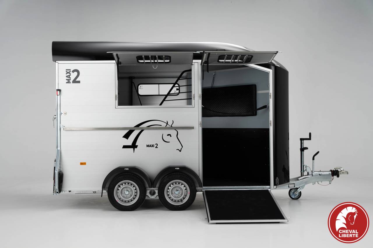 Van caballos Cheval Liberté DUOMAX 2 Caballos 2024 Nuevo