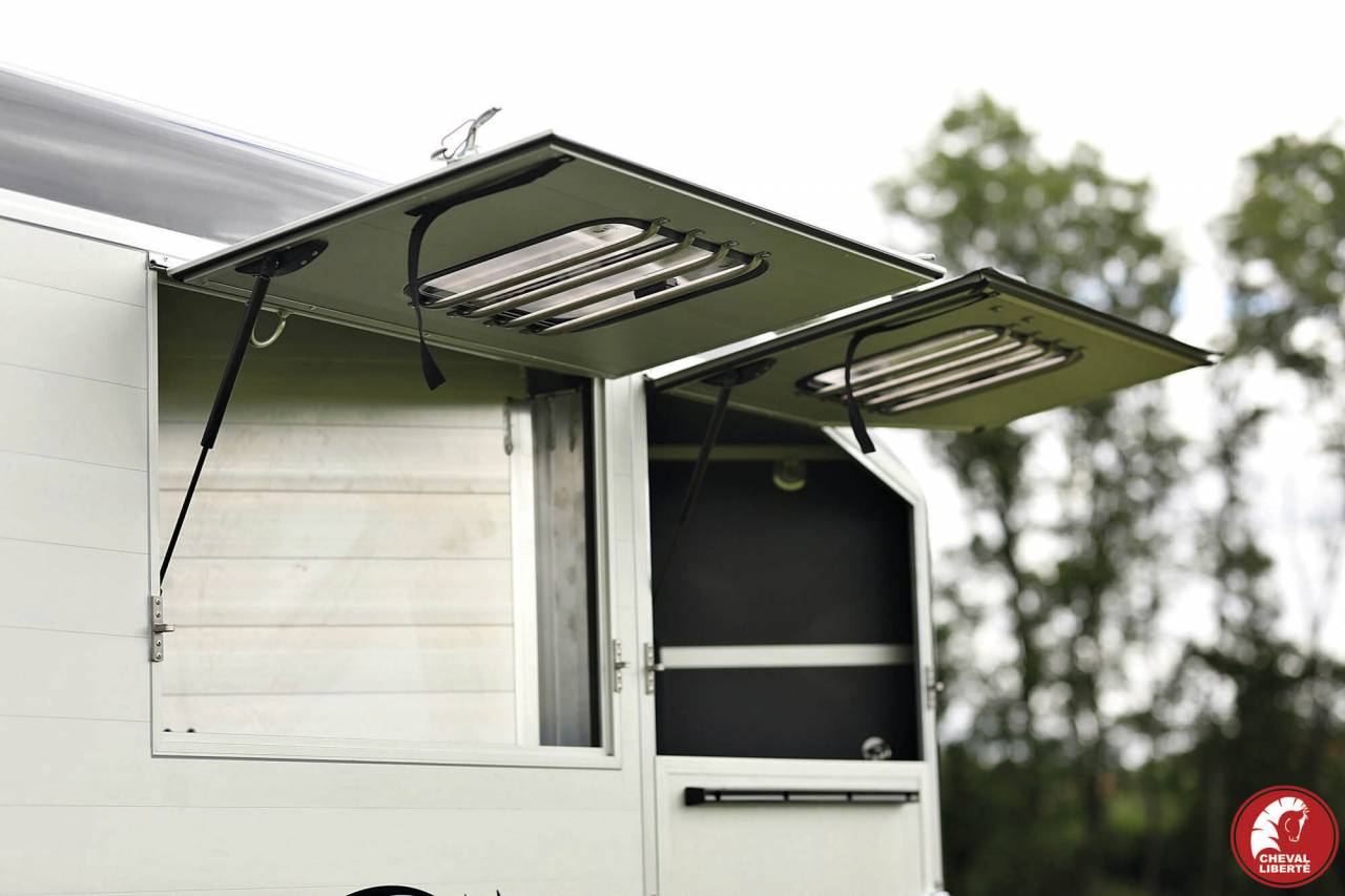 Van caballos Cheval Liberté MAXI 2 2 Caballos 2024 Nuevo