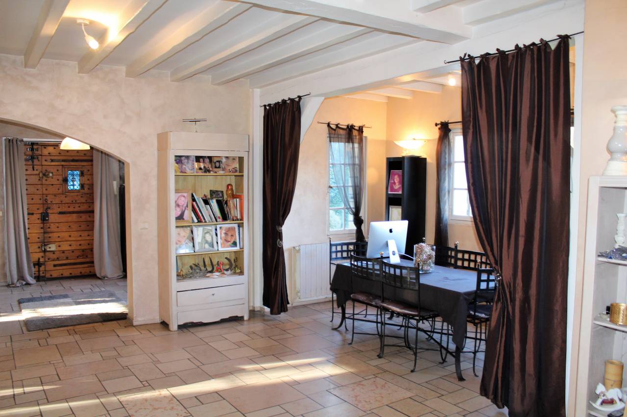 Bonita residencia ecuestre En venta Valle Del Oise