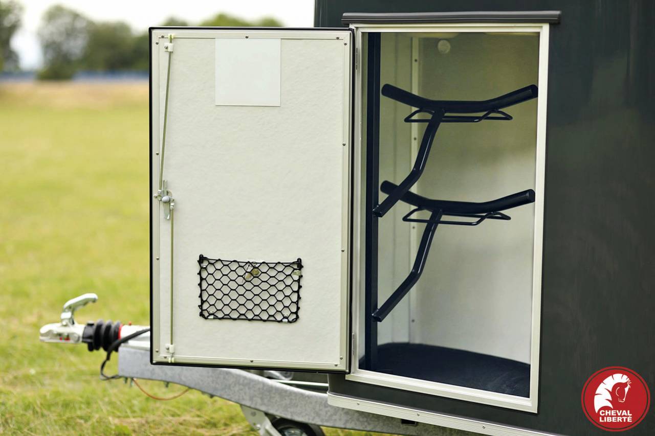 Van caballos Cheval Liberté Gold 3 2 Caballos 2024 Nuevo