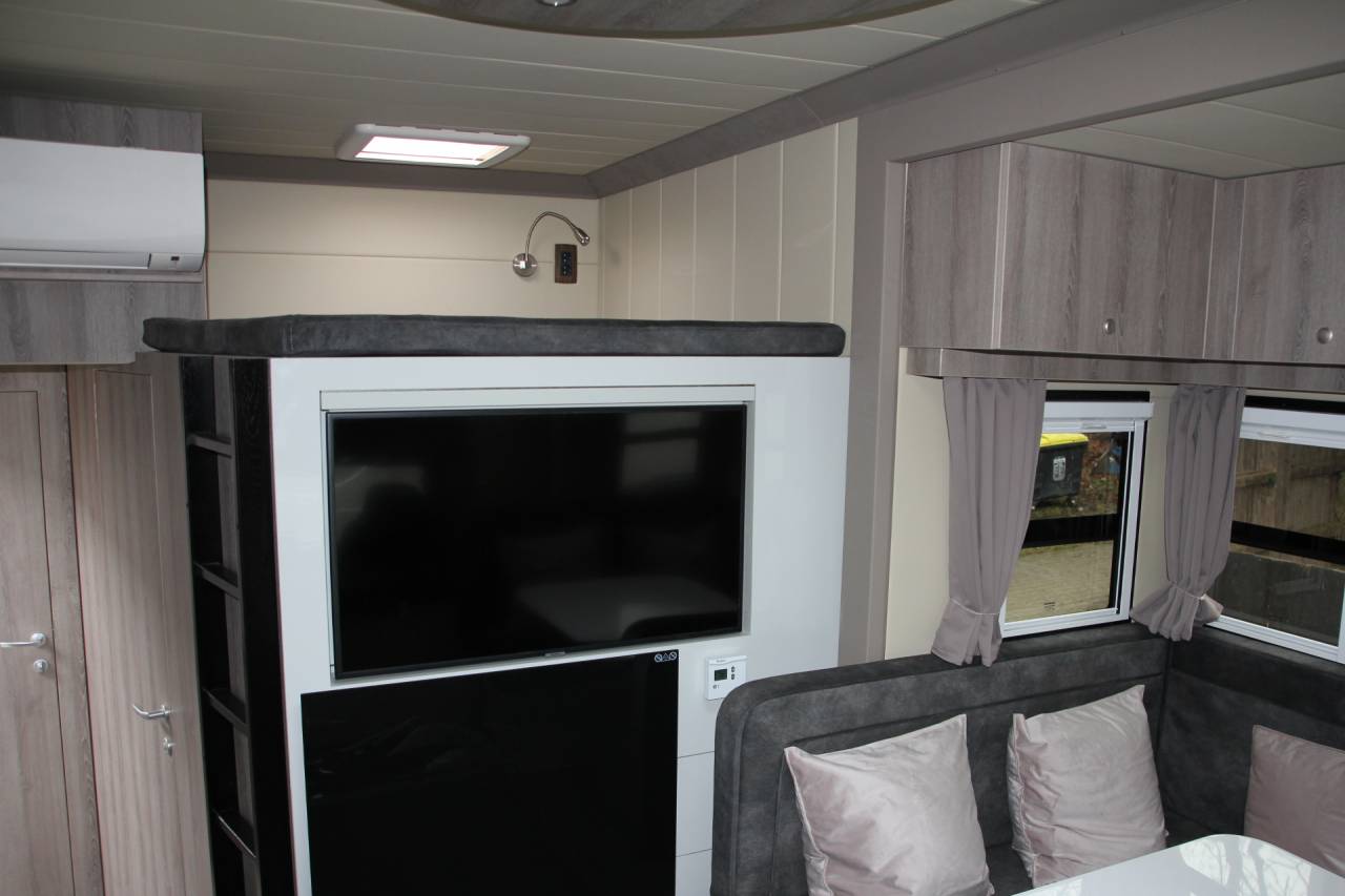 Camión para caballos Man MAN 0 Nuevo