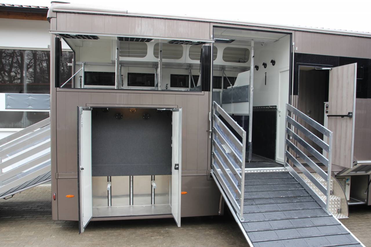 Camión para caballos Man MAN 0 Nuevo