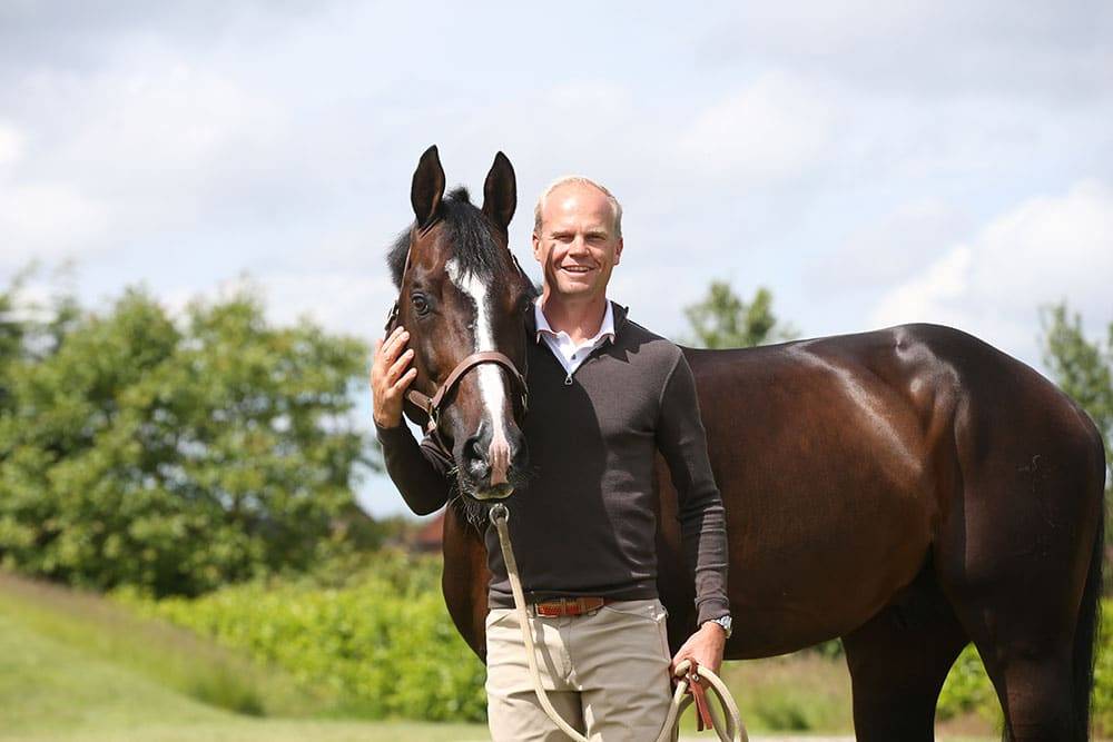Quel Homme de Hus - Silla Francés 2006 por QUIDAM DE REVEL