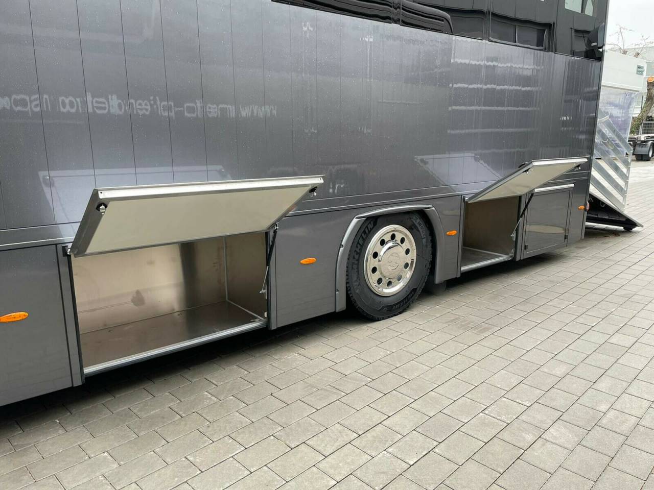 Camión para caballos Man MAN 0 Nuevo