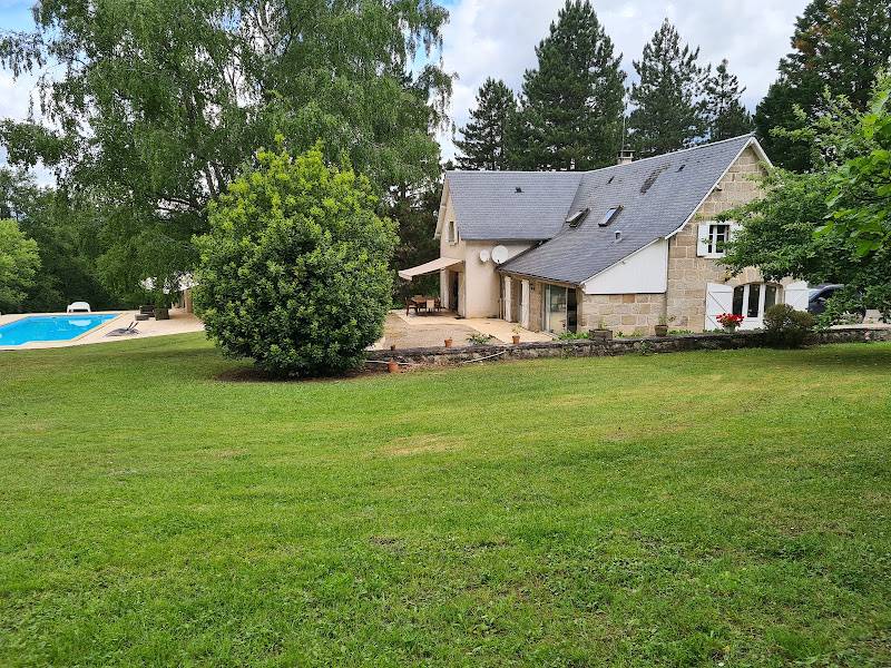 Bonita residencia ecuestre En venta Corrèze