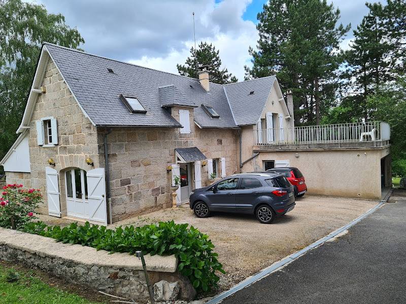 Bonita residencia ecuestre En venta Corr&egrave;ze