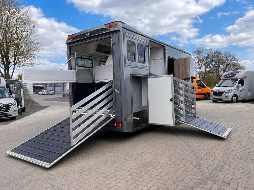 Camión para caballos Otra marca FUSO  0 Nuevo