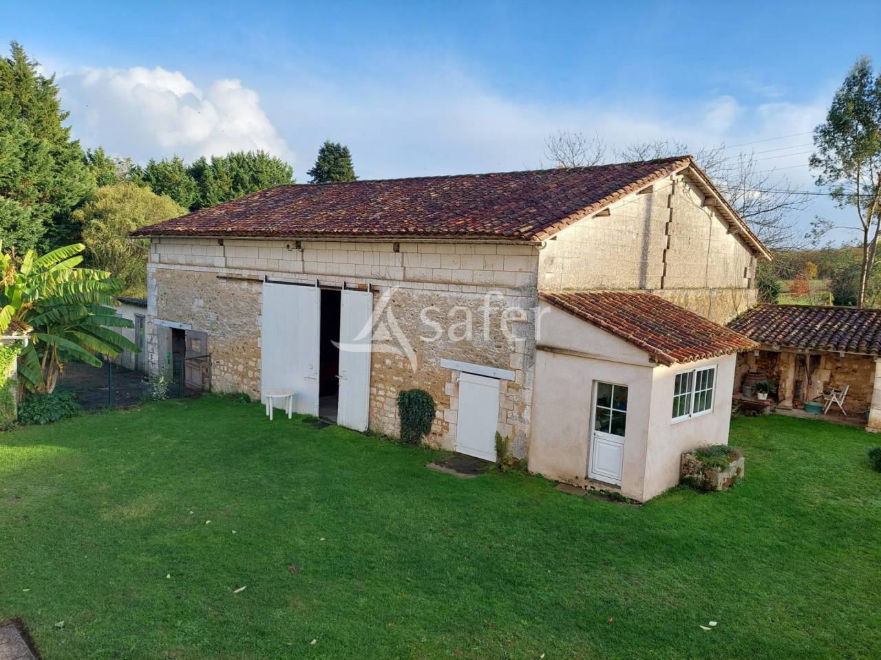 Explotación arborícola En venta Dordoña