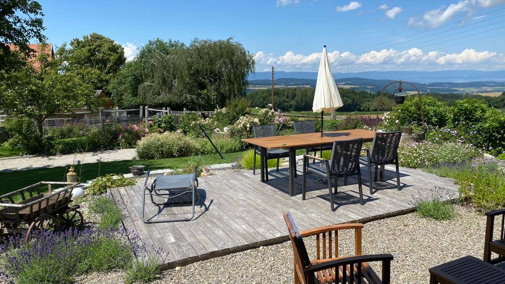 Granja ecuestre En venta Vaud