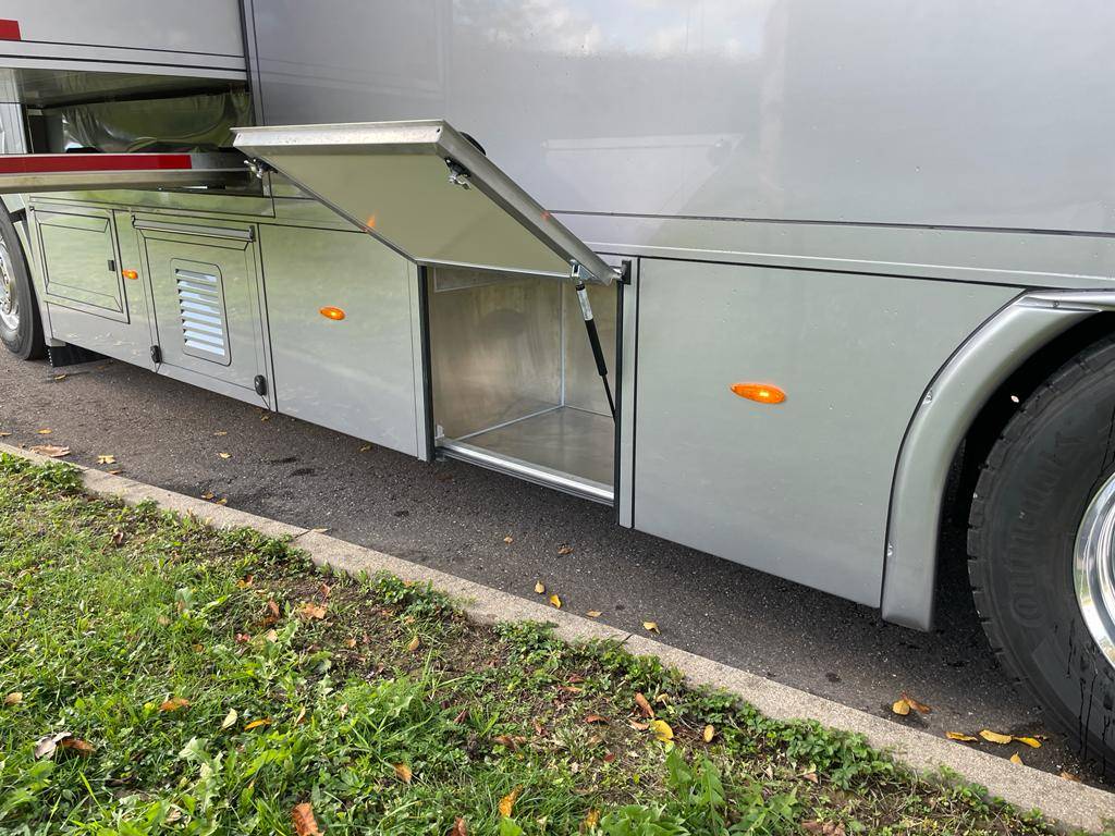 Camión para caballos Otra marca VOLVO 0 Nuevo