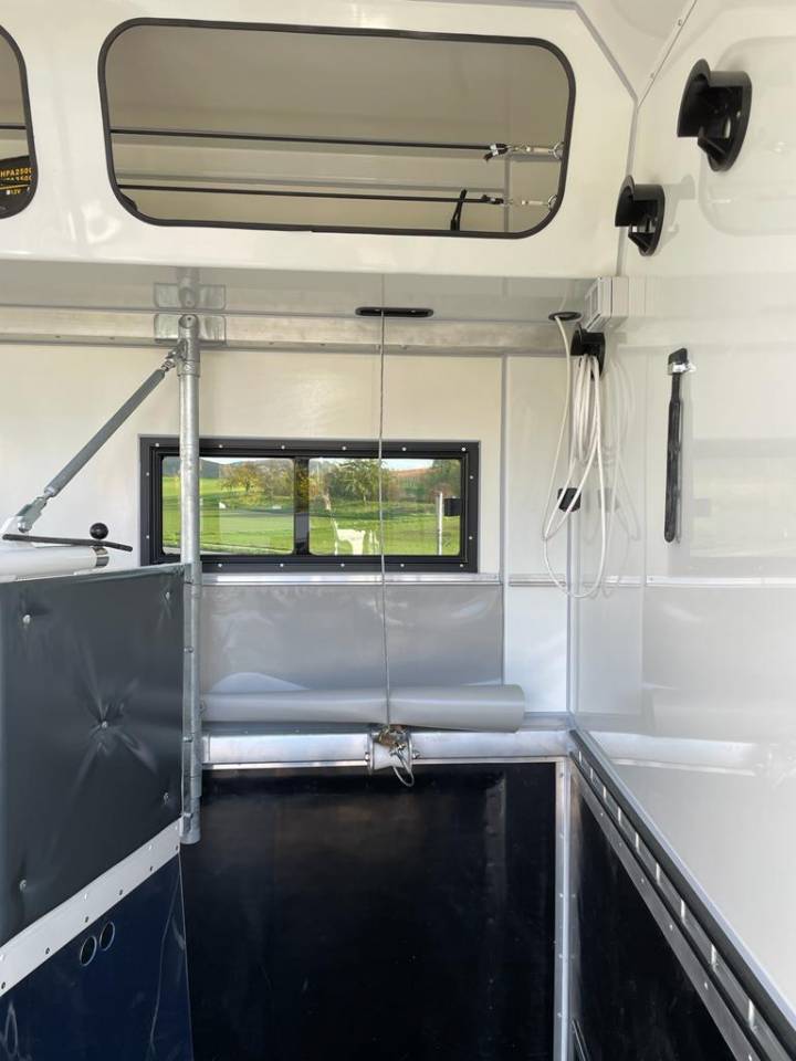 Camión para caballos Otra marca VOLVO 0 Nuevo