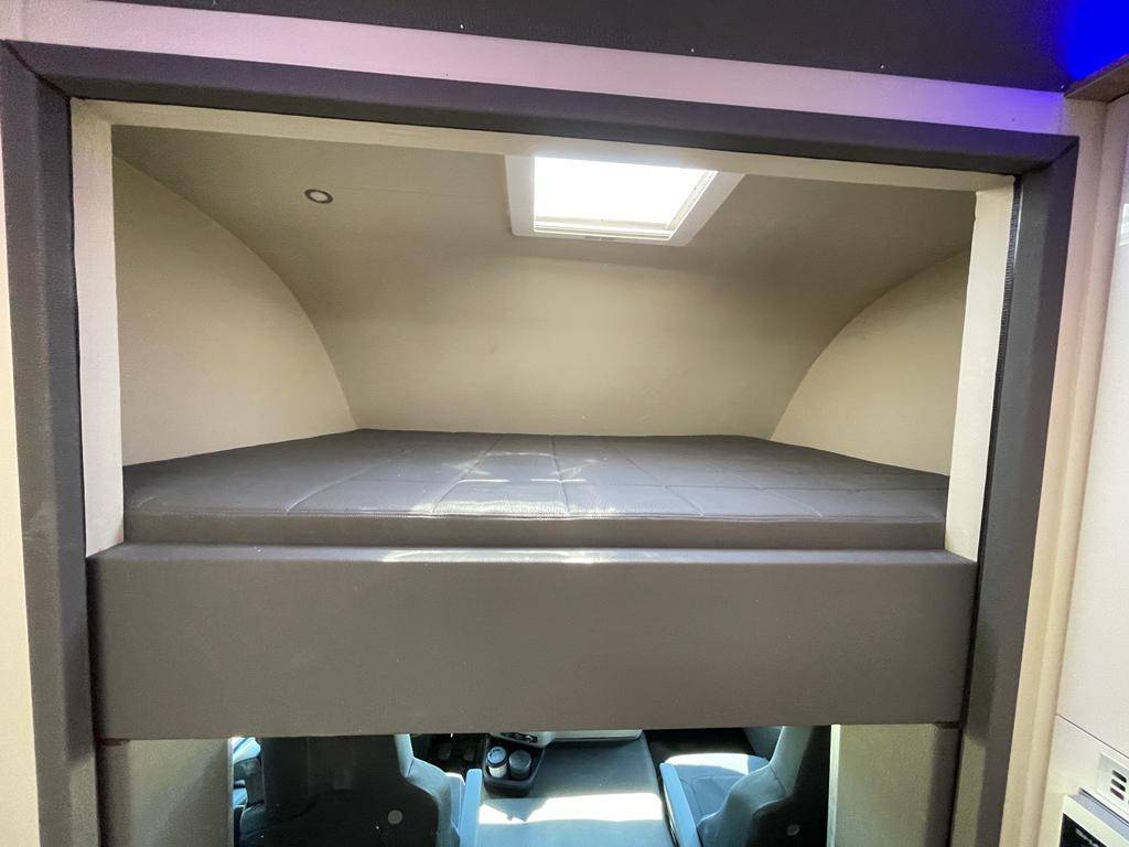 Camión para caballos Otra marca VOLVO 0 Nuevo