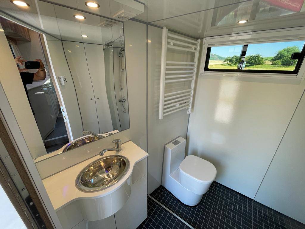 Camión para caballos Otra marca VOLVO 0 Nuevo