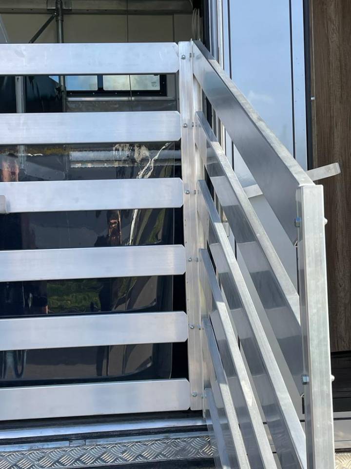 Camión para caballos Otra marca VOLVO 0 Nuevo