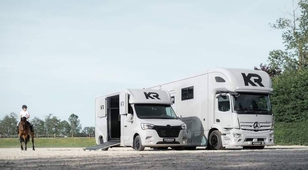 Furgoneta para caballos Krismar  2023 Nuevo