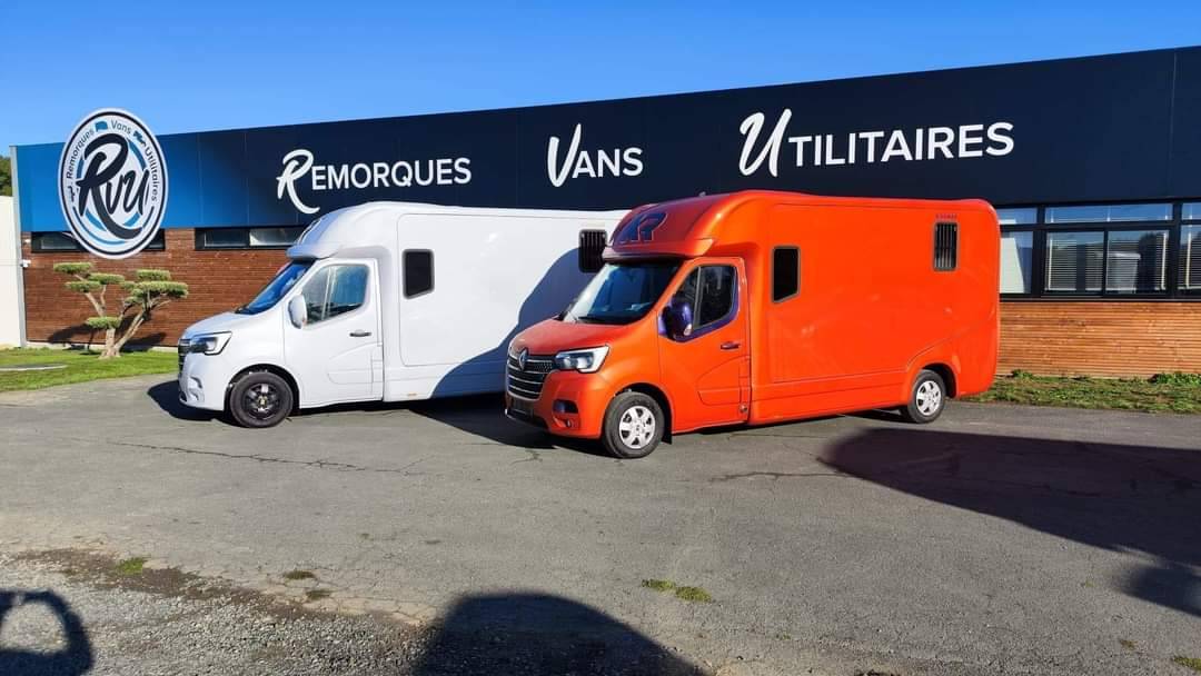 Furgoneta para caballos Krismar  2023 Nuevo