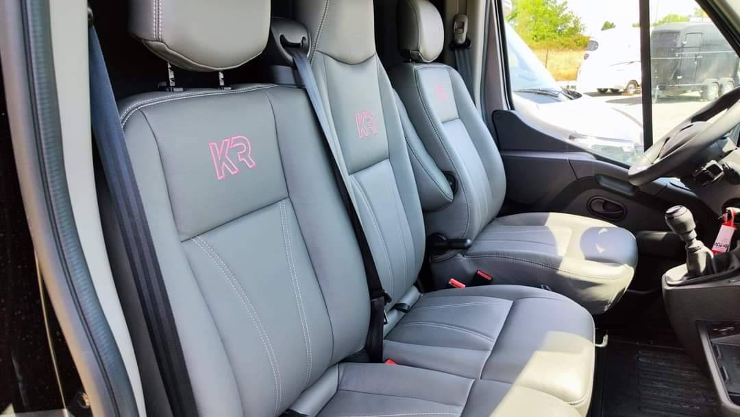 Furgoneta para caballos Krismar  2023 Nuevo