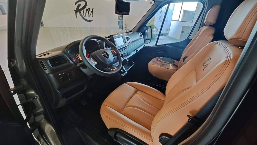 Furgoneta para caballos Krismar  2023 Nuevo