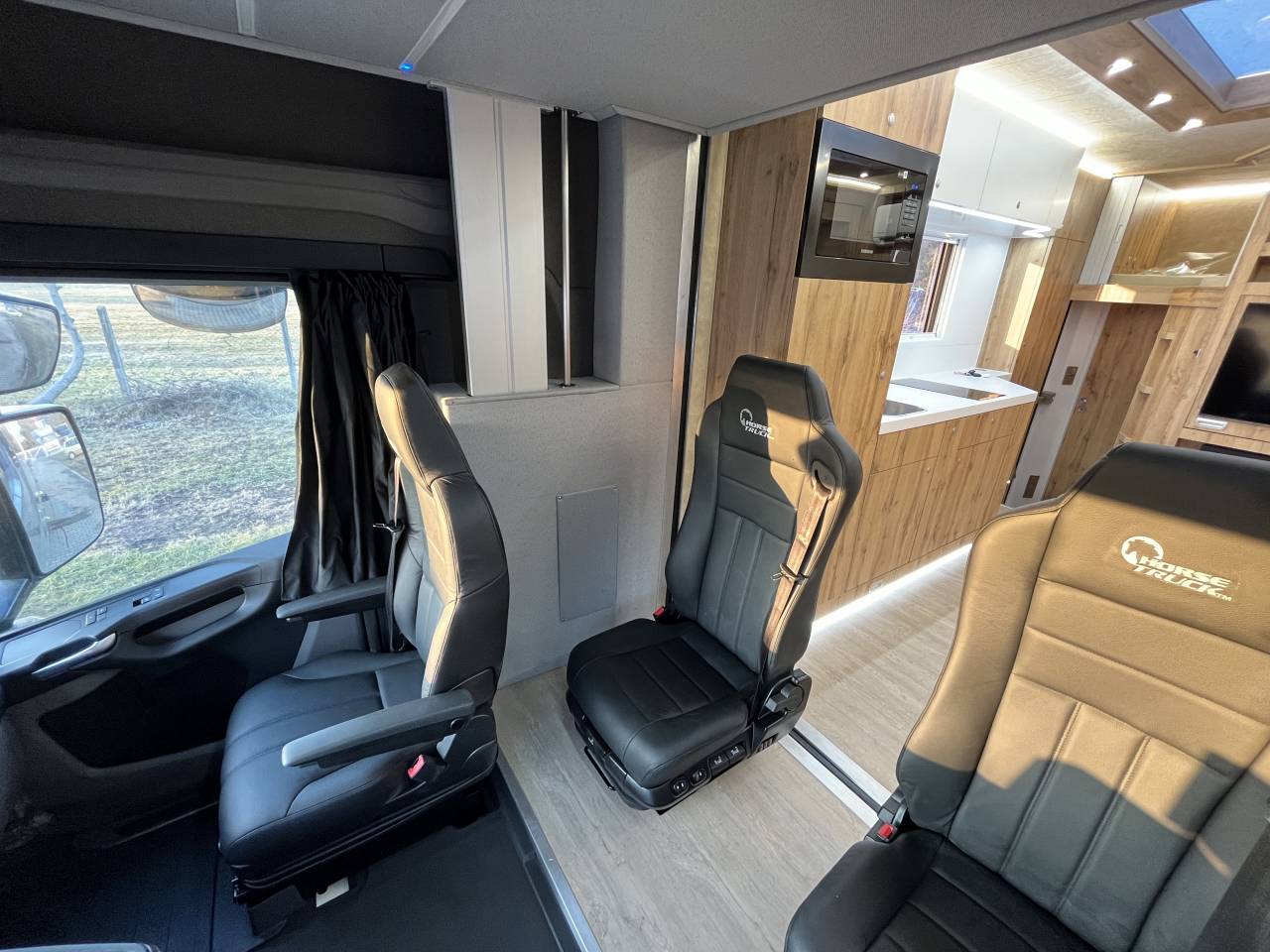 Camión para caballos Scania SCANIA 0 Nuevo