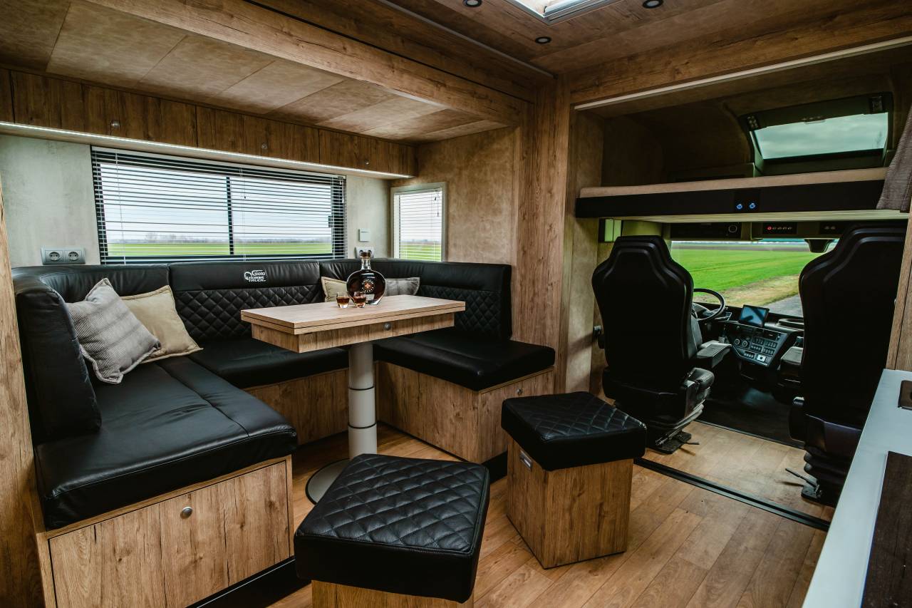 Camión para caballos Volvo VOLVO 0 Nuevo