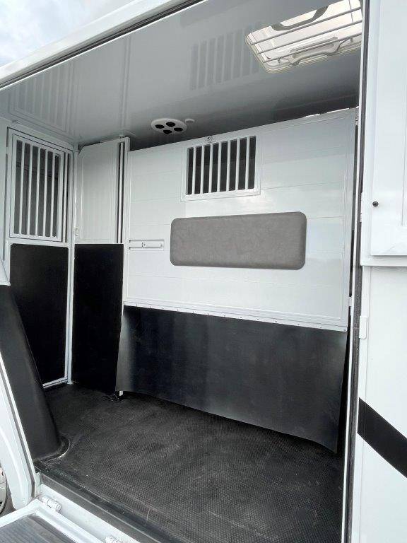 Furgoneta para caballos Renault Master 2023 Nuevo