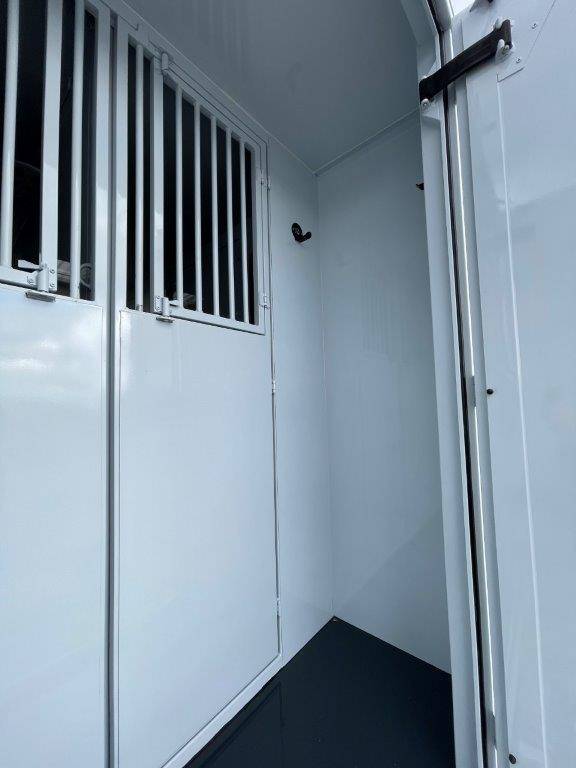 Furgoneta para caballos Renault Master 2023 Nuevo