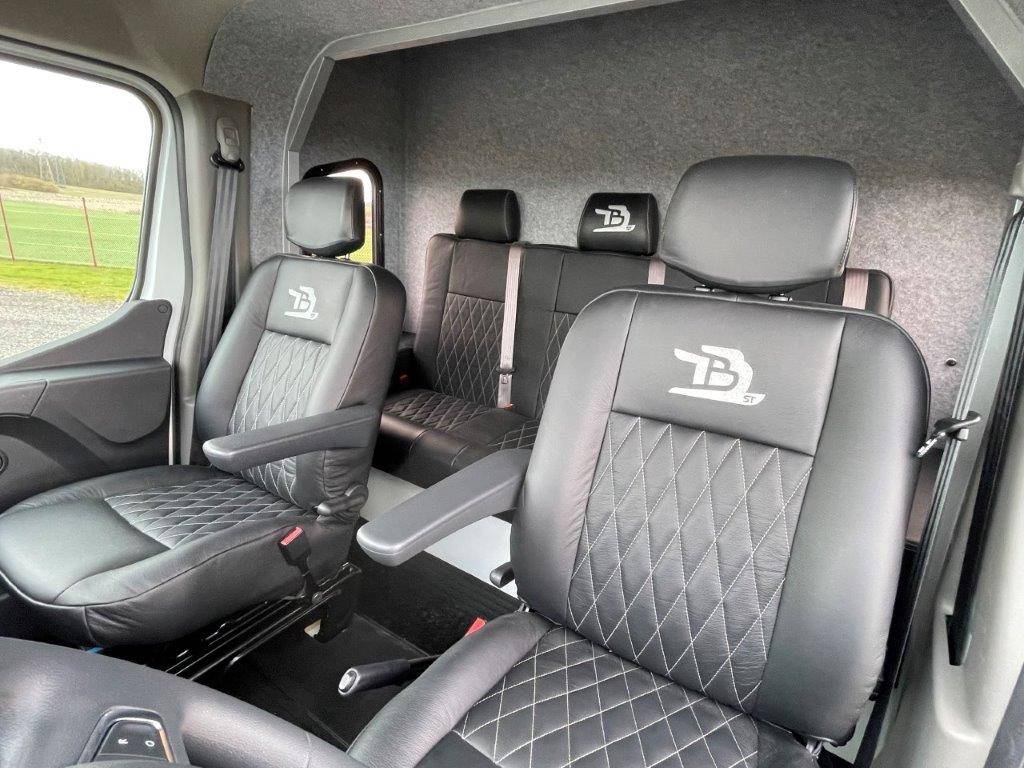 Furgoneta para caballos Renault Master 2023 Nuevo